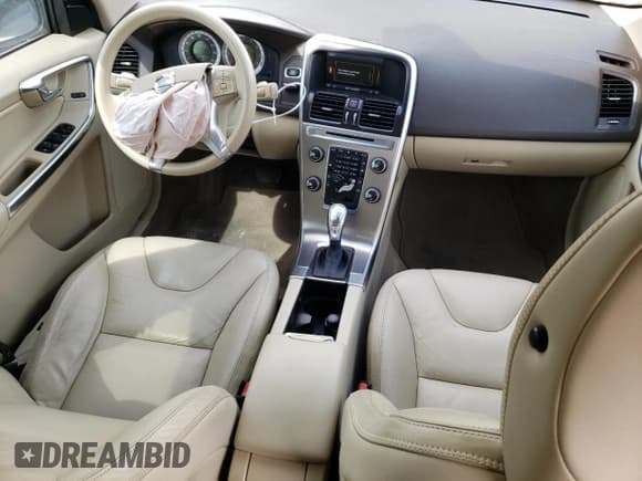 ✅ 2013 Volvo XC60 3.2L • VIN: YV4952DL2D2448207 • Lot: 54915375. Listed on Copart with 135,270 mi. Free auction sales archive from the USA and detailed vehicle history report at DreamBid. Image 8.