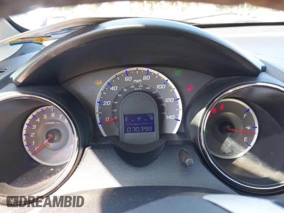 ✅ 2013 Honda Fit Sport • VIN: JHMGE8H52DC033096 • Lot: 41767007. Listed on IAAI with 70,398 mi. Free auction sales archive from the USA and detailed vehicle history report at DreamBid. Image 7.