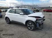 ✅ 2021 Hyundai Venue SEL • VIN: KMHRC8A35MU094327 • Lot: 82430294. Wystawiony na Copart z przebiegiem 36 317 mil. Bezpłatny archiwum sprzedaży aukcyjnych z USA i szczegółowy raport historii pojazdu na DreamBid. Zdjęcie 4.