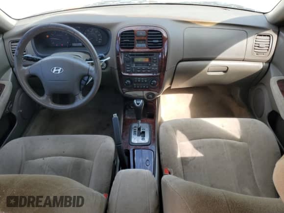 2004 Hyundai Sonata GLS z VIN KMHWF35H44A046063, wystawiony jako Copart lot #43472615 z przebiegiem 147 282 mil mil oraz Szkoda całkowita • Salvage title. Historia ofert i sprzedaży dostępna na DreamBid. Obrazek 8.