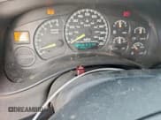 ✅ 2000 Chevrolet Suburban LS • VIN: 3GNEC16T1YG140979 • Lot: 70311565. Listed on Copart with 282,117 mi. Free auction sales archive from the USA and detailed vehicle history report at DreamBid. Image 9.