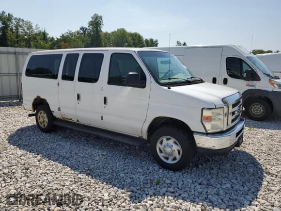 ✅ 2008 Ford Econoline Passenger XL • VIN: 1FBNE31LX8DA77338 • Lot: 68257505. Wystawiony na Copart z przebiegiem 180 717 mil. Bezpłatny archiwum sprzedaży aukcyjnych z USA i szczegółowy raport historii pojazdu na DreamBid. Zdjęcie 4.