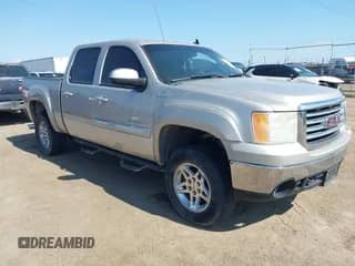 2008 GMC Sierra 1500 Work Truck with VIN 2GTEK133681250886, listed as a IAAI auction lot 41404017 with 221,465 mi miles and . Bid and sale history available at DreamBid. Image 1.