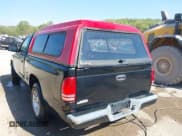 ✅ 2001 Dodge Dakota • VIN: 1B7FL26X71S298506 • Lot: 42078981. Wystawiony na IAAI z przebiegiem 193 818 mil. Bezpłatny archiwum sprzedaży aukcyjnych z USA i szczegółowy raport historii pojazdu na DreamBid. Zdjęcie 3.