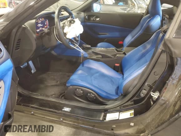 ✅ 2024 Nissan Z Performance • VIN: JN1BZ4BH5RM361404 • Лот: 91447225. Опубликован ранее на Copart с пробегом 22 078 миль. Бесплатный доступ к архиву аукционных продаж из США и подробный отчёт об истории автомобиля на DreamBid. Изображение 7.