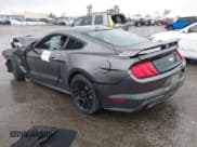 ✅ 2019 Ford Mustang EcoBoost • VIN: 1FA6P8TH3K5118867 • Lot: 43711688. Wystawiony na IAAI z przebiegiem Nie podano. Bezpłatny archiwum sprzedaży aukcyjnych z USA i szczegółowy raport historii pojazdu na DreamBid. Zdjęcie 3.