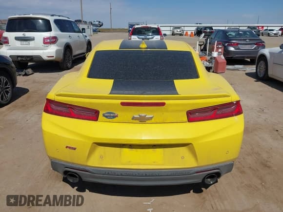 ✅ 2016 Chevrolet Camaro 2LT • VIN: 1G1FD1RS4G0156845 • Lot: 43375146. Wystawiony na IAAI z przebiegiem 127 219 mil. Bezpłatny archiwum sprzedaży aukcyjnych z USA i szczegółowy raport historii pojazdu na DreamBid. Zdjęcie 17.