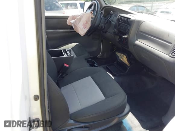 ✅ 2009 Ford Ranger XL • VIN: 1FTYR10D69PA65358 • Lot: 42810534. Listed on IAAI with 99,583 mi. Free auction sales archive from the USA and detailed vehicle history report at DreamBid. Image 5.