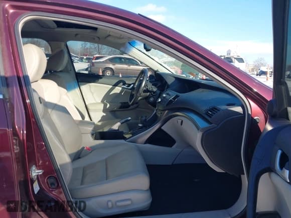 ✅ 2011 Acura TSX • VIN: JH4CU2F62BC010330 • Лот: 43834921. Опубликован ранее на IAAI с пробегом 156 601 миль. Бесплатный доступ к архиву аукционных продаж из США и подробный отчёт об истории автомобиля на DreamBid. Изображение 5.