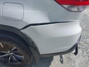 ✅ 2019 Toyota Highlander Hybrid XLE • VIN: 5TDJGRFH2KS074506 • Лот: 42684289. Опубликован ранее на IAAI с пробегом 32 785 миль. Бесплатный доступ к архиву аукционных продаж из США и подробный отчёт об истории автомобиля на DreamBid. Изображение 20.