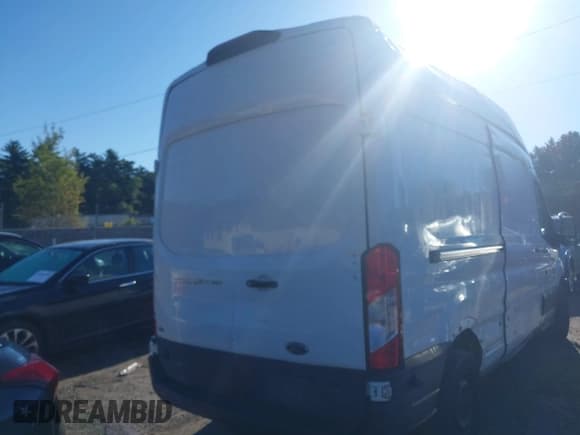 ✅ 2019 Ford Transit • VIN: 1FTYR2XM9KKA33812 • Лот: 43010166. Опубликован ранее на IAAI с пробегом 104 613 миль. Бесплатный доступ к архиву аукционных продаж из США и подробный отчёт об истории автомобиля на DreamBid. Изображение 17.