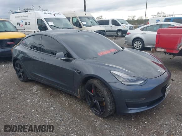 ✅ 2019 Tesla Model 3 Long Range • VIN: 5YJ3E1EB1KF453529 • Lot: 43447036. Wystawiony na IAAI z przebiegiem 94 050 mil. Bezpłatny archiwum sprzedaży aukcyjnych z USA i szczegółowy raport historii pojazdu na DreamBid. Zdjęcie 1.