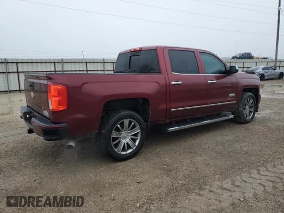 ✅ 2016 Chevrolet Silverado 1500 High Country • VIN: 3GCPCTEC2GG311980 • Lot: 86542674. Wystawiony na Copart z przebiegiem 135 794 mil. Bezpłatny archiwum sprzedaży aukcyjnych z USA i szczegółowy raport historii pojazdu na DreamBid. Zdjęcie 3.