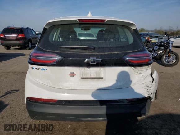✅ 2023 Chevrolet Bolt EV 2LT • VIN: 1G1FX6S06P4151359 • Lot: 54558885. Wystawiony na Copart z przebiegiem 27 461 mil. Bezpłatny archiwum sprzedaży aukcyjnych z USA i szczegółowy raport historii pojazdu na DreamBid. Zdjęcie 6.