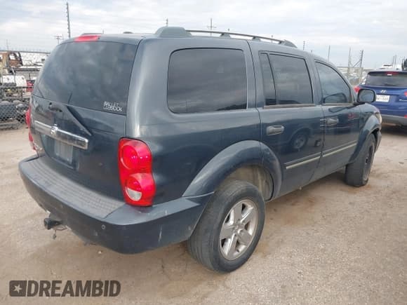 ✅ 2007 Dodge Durango Limited • VIN: 1D8HB58N57F544321 • Лот: 43455739. Опубликован ранее на IAAI с пробегом 228 312 миль. Бесплатный доступ к архиву аукционных продаж из США и подробный отчёт об истории автомобиля на DreamBid. Изображение 4.