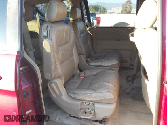 ✅ 2005 Honda Odyssey EX-L • VIN: 5FNRL38725B034306 • Лот: 43783898. Опубликован ранее на IAAI с пробегом 202 726 миль. Бесплатный доступ к архиву аукционных продаж из США и подробный отчёт об истории автомобиля на DreamBid. Изображение 8.