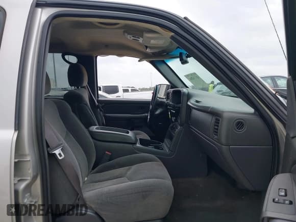 ✅ 2006 Chevrolet Silverado 1500 LT1 • VIN: 2GCEK13Z661285784 • Лот: 41936204. Опубликован ранее на IAAI с пробегом 257 950 миль. Бесплатный доступ к архиву аукционных продаж из США и подробный отчёт об истории автомобиля на DreamBid. Изображение 5.