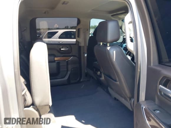 ✅ 2019 Chevrolet Silverado 1500 LT Trail Boss • VIN: 3GCPYFED3KG218678 • Лот: 42990204. Опубликован ранее на IAAI с пробегом 104 834 миль. Бесплатный доступ к архиву аукционных продаж из США и подробный отчёт об истории автомобиля на DreamBid. Изображение 8.