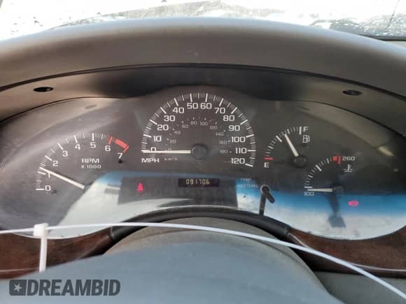 2002 Chevrolet Malibu LS z VIN 1G1NE52J62M592860, wystawiony jako Copart lot #82667534 z przebiegiem 91 706 mil mil oraz Szkoda całkowita • Salvage title. Historia ofert i sprzedaży dostępna na DreamBid. Obrazek 9.