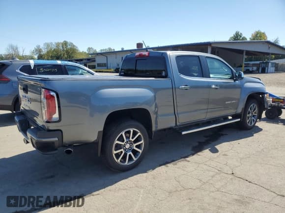 ✅ 2022 GMC Canyon 4WD Denali • VIN: 1GTG6EEN7N1109104 • Lot: 80702795. Wystawiony na Copart z przebiegiem 81 932 mil. Bezpłatny archiwum sprzedaży aukcyjnych z USA i szczegółowy raport historii pojazdu na DreamBid. Zdjęcie 3.