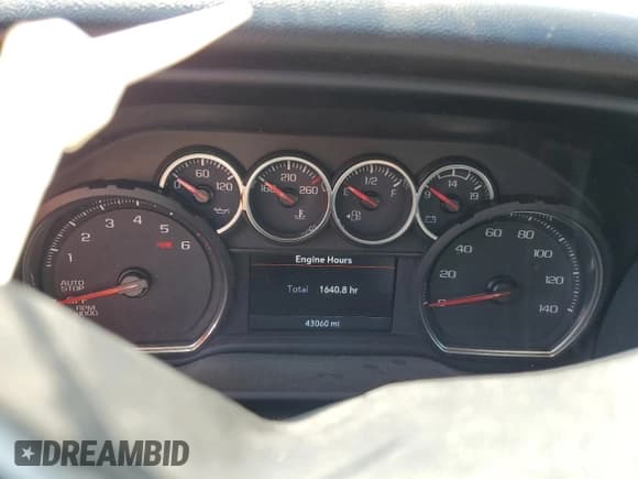 ✅ 2021 Chevrolet Silverado 1500 LT Trail Boss • VIN: 1GCPYFEL0MZ274670 • Lot: 58691914. Wystawiony na Copart z przebiegiem 43 060 mil. Bezpłatny archiwum sprzedaży aukcyjnych z USA i szczegółowy raport historii pojazdu na DreamBid. Zdjęcie 9.