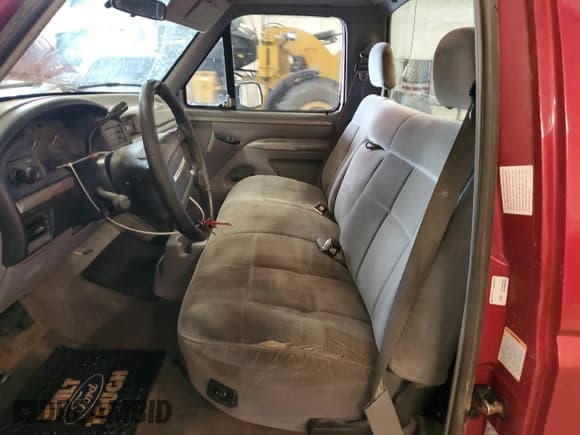 ✅ 1994 Ford F-150 • VIN: 1FTEF14N0RLB54218 • Lot: 57050765. Listed on Copart with 123,580 mi. Free auction sales archive from the USA and detailed vehicle history report at DreamBid. Image 7.