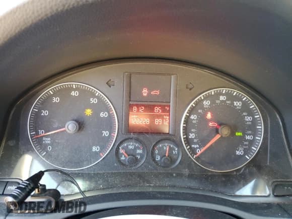 ✅ 2007 Volkswagen Jetta Wolfsburg Edition • VIN: 3VWEF81K37M067344 • Лот: 68866265. Опубликован ранее на Copart с пробегом 122 228 миль. Бесплатный доступ к архиву аукционных продаж из США и подробный отчёт об истории автомобиля на DreamBid. Изображение 9.