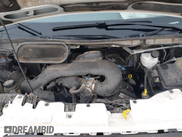 ✅ 2016 Ford Transit Cargo • VIN: 1FTYE1YM6GKB08669 • Lot: 42159212. Wystawiony na IAAI z przebiegiem 278 491 mil. Bezpłatny archiwum sprzedaży aukcyjnych z USA i szczegółowy raport historii pojazdu na DreamBid. Zdjęcie 10.