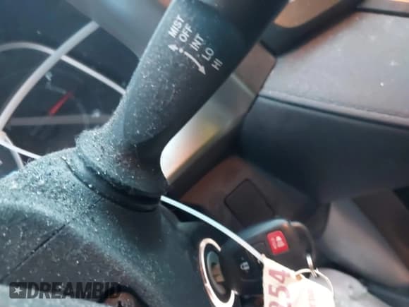 ✅ 2014 Toyota RAV4 LE • VIN: 2T3ZFREV7EW089048 • Lot: 43637905. Listed on IAAI with 181,769 mi. Free auction sales archive from the USA and detailed vehicle history report at DreamBid. Image 11.