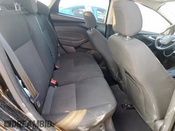 ✅ 2018 Ford Focus SE • VIN: 1FADP3K27JL249303 • Лот: 85747515. Опубликован ранее на Copart с пробегом 123 858 миль. Бесплатный доступ к архиву аукционных продаж из США и подробный отчёт об истории автомобиля на DreamBid. Изображение 10.