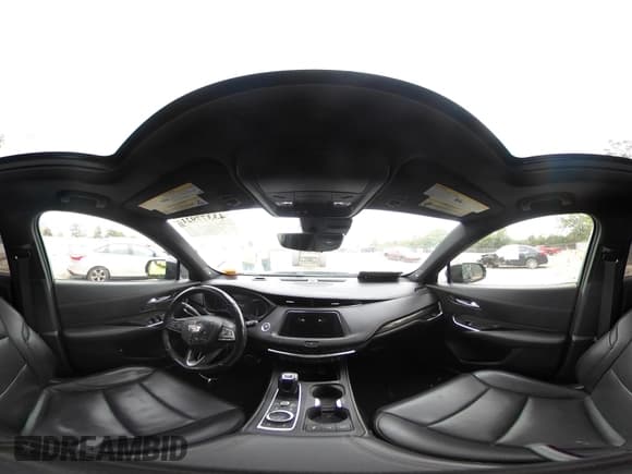 ✅ 2019 Cadillac XT4 AWD Sport • VIN: 1GYFZFR48KF103007 • Lot: 43377921. Listed on IAAI with 86,216 mi. Free auction sales archive from the USA and detailed vehicle history report at DreamBid. Image 18.