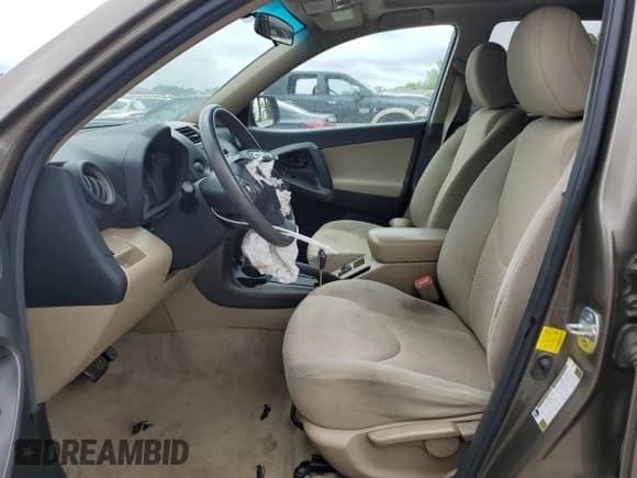 ✅ 2012 Toyota RAV4 • VIN: 2T3ZF4DV0CW133117 • Lot: 56586445. Listed on Copart with 61,614 mi. Free auction sales archive from the USA and detailed vehicle history report at DreamBid. Image 7.
