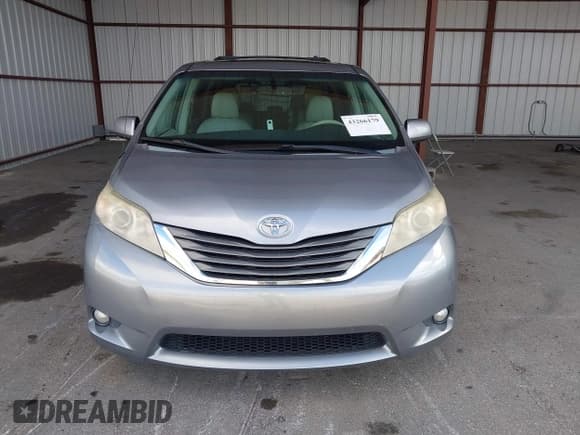 ✅ 2013 Toyota Sienna XLE AAS • VIN: 5TDYK3DC4DS283783 • Лот: 43266179. Опубликован ранее на IAAI с пробегом 184 611 миль. Бесплатный доступ к архиву аукционных продаж из США и подробный отчёт об истории автомобиля на DreamBid. Изображение 12.