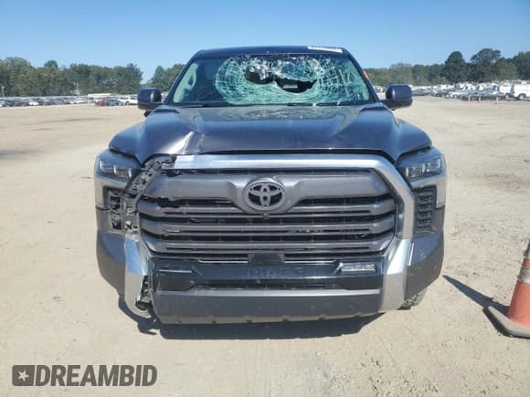 ✅ 2022 Toyota Tundra Limited Hybrid • VIN: 5TFJC5DBXNX012904 • Lot: 82319955. Wystawiony na Copart z przebiegiem 112 002 mil. Bezpłatny archiwum sprzedaży aukcyjnych z USA i szczegółowy raport historii pojazdu na DreamBid. Zdjęcie 5.