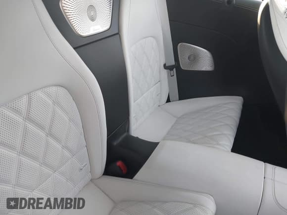 ✅ 2023 Mercedes-Benz SL 63 AMG • VIN: W1KVK8BB8PF015310 • Lot: 41165754. Listed on IAAI with 7,781 mi. Free auction sales archive from the USA and detailed vehicle history report at DreamBid. Image 8.