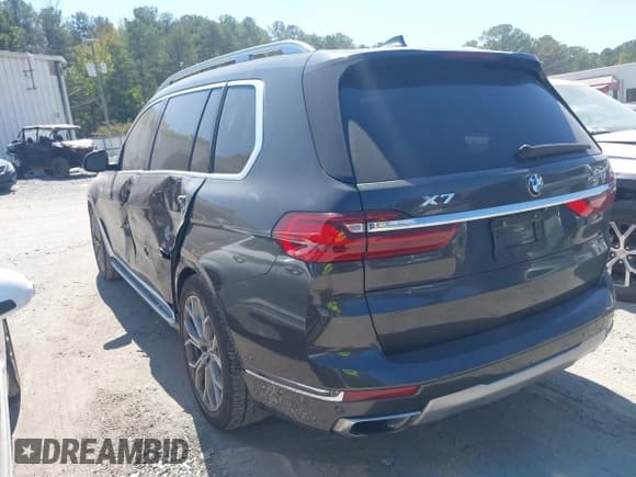 ✅ 2020 BMW X7 xDrive40i • VIN: 5UXCW2C04L9A03438 • Лот: 43187346. Опубликован ранее на IAAI с пробегом 102 740 миль. Бесплатный доступ к архиву аукционных продаж из США и подробный отчёт об истории автомобиля на DreamBid. Изображение 3.
