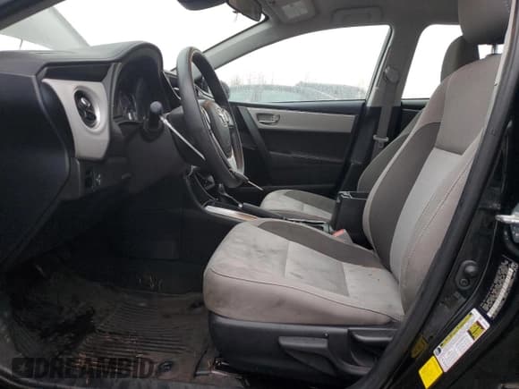 ✅ 2019 Toyota Corolla LE • VIN: 2T1BURHE9KC208775 • Lot: 93227235. Wystawiony na Copart z przebiegiem 54 232 mil. Bezpłatny archiwum sprzedaży aukcyjnych z USA i szczegółowy raport historii pojazdu na DreamBid. Zdjęcie 7.