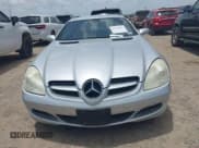 ✅ 2008 Mercedes-Benz SLK 350 • VIN: WDBWK56F28F179467 • Lot: 42385817. Listed on IAAI with 135,581 mi. Free auction sales archive from the USA and detailed vehicle history report at DreamBid. Image 12.