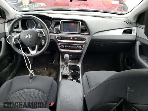 ✅ 2019 Hyundai Sonata SE • VIN: 5NPE24AF8KH740153 • Lot: 42208883. Listed on Copart with 63,597 mi. Free auction sales archive from the USA and detailed vehicle history report at DreamBid. Image 8.