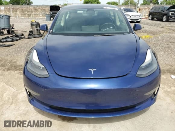 ✅ 2022 Tesla Model 3 • VIN: 5YJ3E1EA5NF285552 • Lot: 59768095. Listed on Copart with 113,387 mi. Free auction sales archive from the USA and detailed vehicle history report at DreamBid. Image 5.