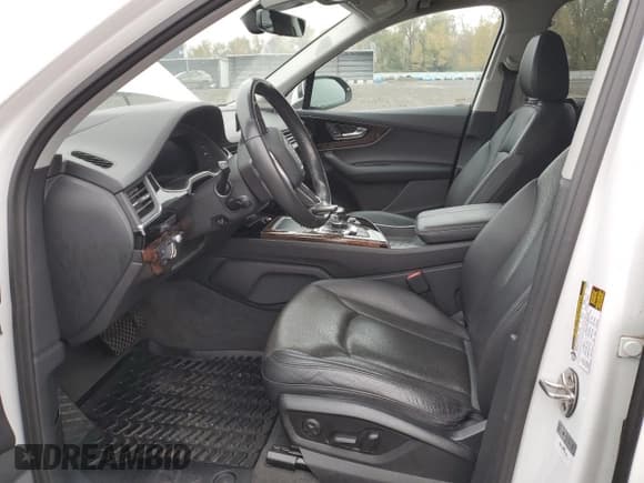 ✅ 2017 Audi Q7 Prestige • VIN: WA1VAAF74HD043445 • Lot: 93265545. Listed on Copart with 114,697 mi. Free auction sales archive from the USA and detailed vehicle history report at DreamBid. Image 7.