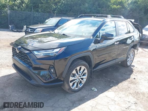✅ 2022 Toyota RAV4 XLE Premium • VIN: 2T3A1RFV0NC271718 • Лот: 43448972. Опубликован ранее на IAAI с пробегом 70 683 миль. Бесплатный доступ к архиву аукционных продаж из США и подробный отчёт об истории автомобиля на DreamBid. Изображение 18.
