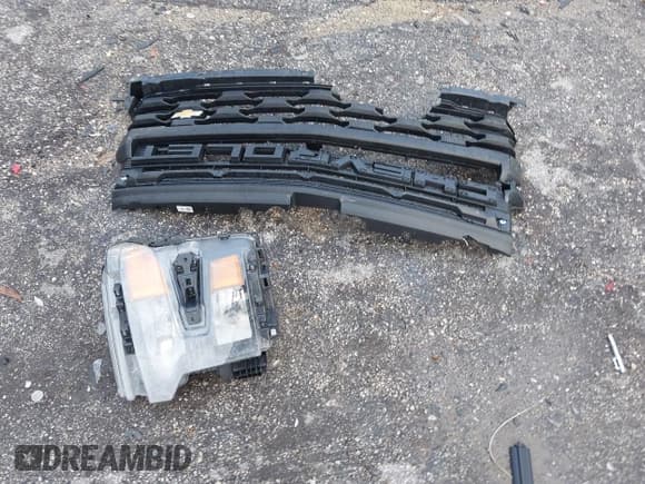 ✅ 2025 Chevrolet Silverado 1500 Custom • VIN: 3GCPABEK2SG319996 • Lot: 43542425. Listed on IAAI with Not provided. Free auction sales archive from the USA and detailed vehicle history report at DreamBid. Image 12.