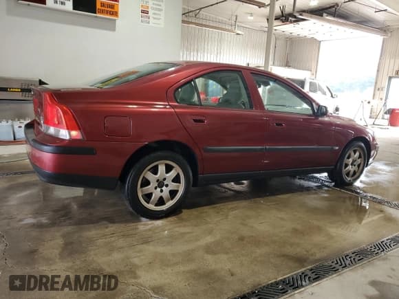 ✅ 2004 Volvo S60 • VIN: YV1RH59H742377905 • Лот: 66986625. Опубликован ранее на Copart с пробегом 113 736 миль. Бесплатный доступ к архиву аукционных продаж из США и подробный отчёт об истории автомобиля на DreamBid. Изображение 3.