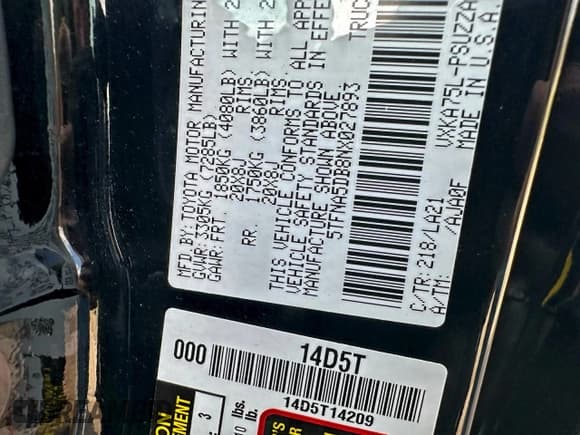 ✅ 2022 Toyota Tundra Platinum • VIN: 5TFNA5DB8NX027893 • Лот: 94911165. Опубликован ранее на Copart с пробегом 33 971 миль. Бесплатный доступ к архиву аукционных продаж из США и подробный отчёт об истории автомобиля на DreamBid. Изображение 10.