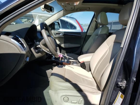 ✅ 2012 Audi Q5 Prestige • VIN: WA1WKAFP1CA038506 • Lot: 85112845. Wystawiony na Copart z przebiegiem 107 177 mil. Bezpłatny archiwum sprzedaży aukcyjnych z USA i szczegółowy raport historii pojazdu na DreamBid. Zdjęcie 7.