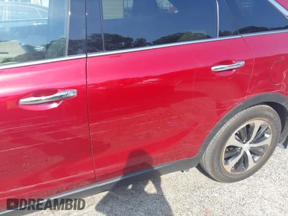 ✅ 2017 Kia Sorento EX • VIN: 5XYPH4A56HG282823 • Лот: 42688908. Опубликован ранее на IAAI с пробегом 86 000 миль. Бесплатный доступ к архиву аукционных продаж из США и подробный отчёт об истории автомобиля на DreamBid. Изображение 12.