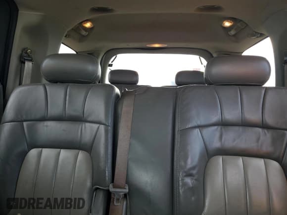 ✅ 2004 GMC Envoy SLT • VIN: 1GKET16S946171381 • Lot: 92938375. Wystawiony na Copart z przebiegiem 204 197 mil. Bezpłatny archiwum sprzedaży aukcyjnych z USA i szczegółowy raport historii pojazdu na DreamBid. Zdjęcie 10.