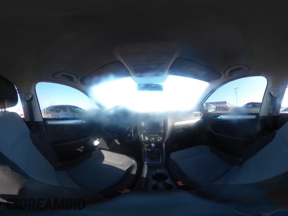 ✅ 2017 Volkswagen Jetta S • VIN: 3VW2B7AJ6HM262100 • Lot: 43612380. Listed on IAAI with 138,443 mi. Free auction sales archive from the USA and detailed vehicle history report at DreamBid. Image 18.