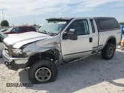 ✅ 1999 Ford F-250 XL • VIN: 1FTNX21L4XEC19000 • Lot: 81460995. Listed on Copart with 119,617 mi. Free auction sales archive from the USA and detailed vehicle history report at DreamBid. Image 1.